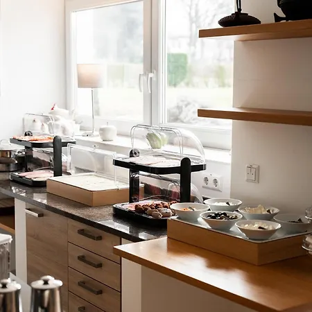 Vier Jahreszeiten Therme & Kliniken Naehe Freiburg & Schwarzwald Ideal Fuer Wellness Kur & Business Ausfluege 24h Check In- Wlan & Parken Gratis