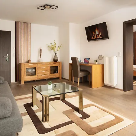 Ξενοδοχείο Vier Jahreszeiten Therme & Kliniken Naehe Freiburg & Schwarzwald Ideal Fuer Wellness Kur & Business Ausfluege 24h Check In- Wlan & Parken Gratis 3*