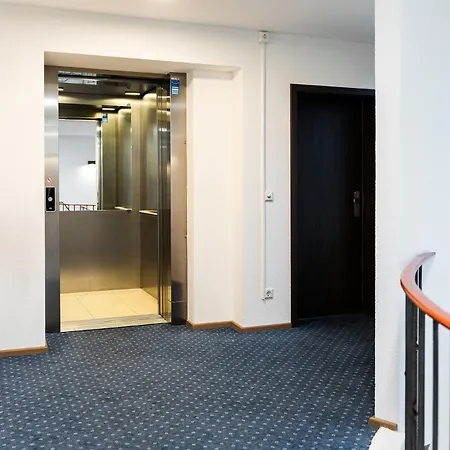 Vier Jahreszeiten Therme & Kliniken Naehe Freiburg & Schwarzwald Ideal Fuer Wellness Kur & Business Ausfluege 24h Check In- Wlan & Parken Gratis 3*