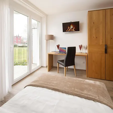 Vier Jahreszeiten Therme & Kliniken Naehe Freiburg & Schwarzwald Ideal Fuer Wellness Kur & Business Ausfluege 24h Check In- Wlan & Parken Gratis 3* Bad Krozingen