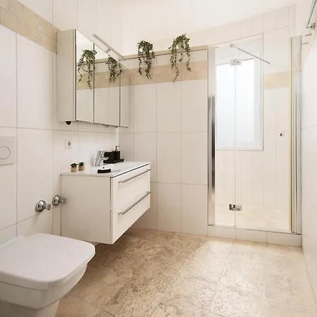 Ξενοδοχείο Vier Jahreszeiten Therme & Kliniken Naehe Freiburg & Schwarzwald Ideal Fuer Wellness Kur & Business Ausfluege 24h Check In- Wlan & Parken Gratis 3*